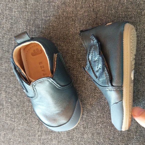 NWT EZPZ Baby IMOK Leather Shoes - Picture 5 of 12